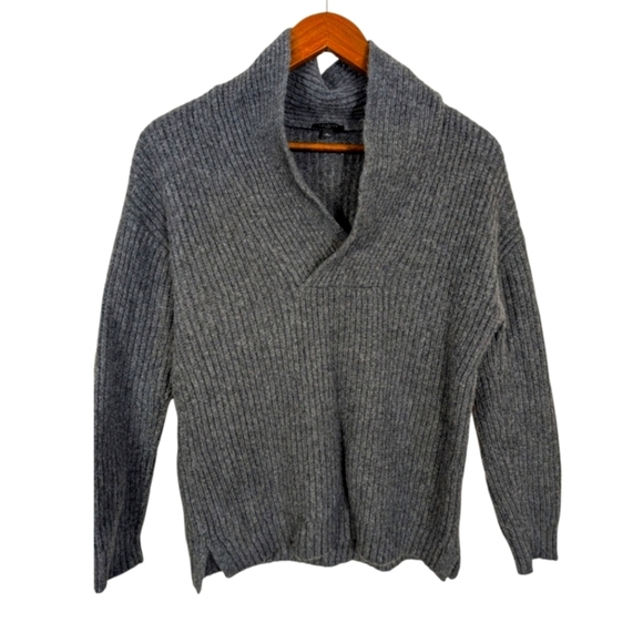 Talbots Sweaters - Talbots Gray Knit Acrylic Wool Nylon V Neck Pullover Sweater